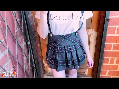 ❤️ 女學生深深地吸吮她的雞巴並亂搞而不是上課。 色情視頻 在我們這裡 zh-tw.xlxxporno.ru ﹏
